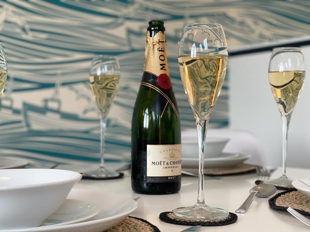 The Bunker-Luxe Central Falmouth Getaway With Stunning Sea Views Exteriér fotografie